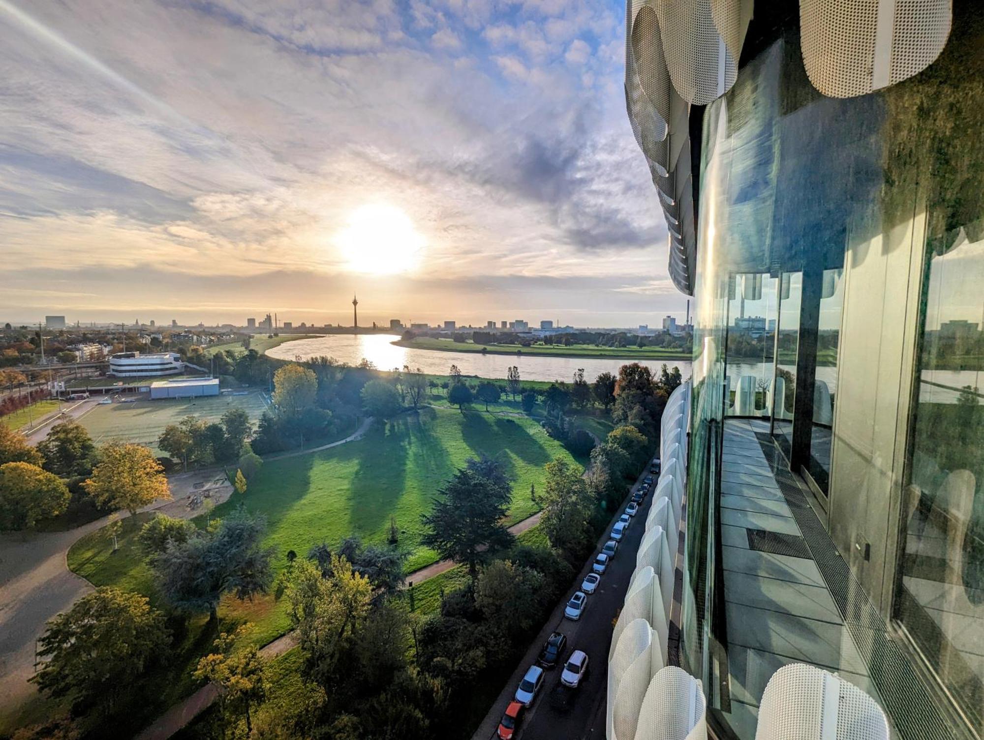 The Zipper Hotel Und Apartments Düsseldorf Esterno foto